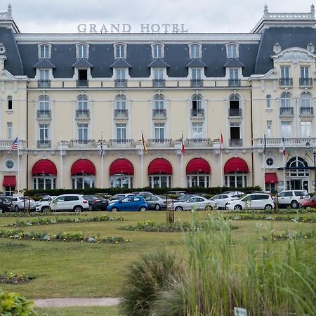 Cabourg Cosy Chic Cabourg Hyper-Centre 4 Pers, 2 Bedrooms , 2 Sdb, Terrasse, Wifi מראה חיצוני תמונה