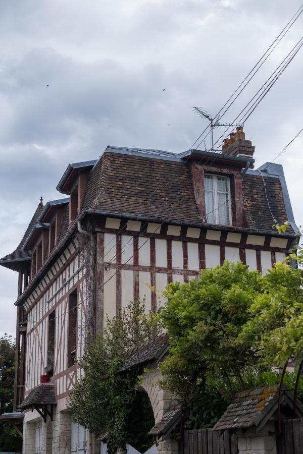 Cabourg Cosy Chic Cabourg Hyper-Centre 4 Pers, 2 Bedrooms , 2 Sdb, Terrasse, Wifi מראה חיצוני תמונה